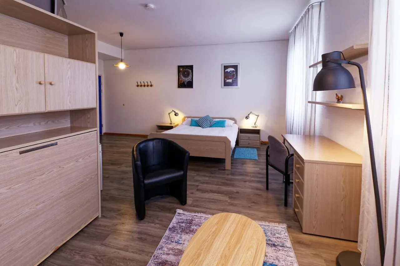 Les Chambres Du Ctn Plan-les-Ouattes Hotel